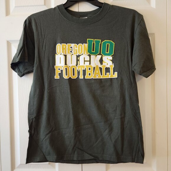 Oregon Ducks Football T-Shirt Medium BMOC 100% Cotton Graphic Tee NWOT - Picture 1 of 7